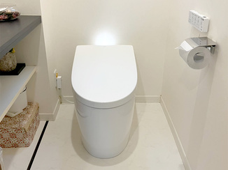 トイレリフォーム 迅速な交換で安心・快適になったタンクレストイレ